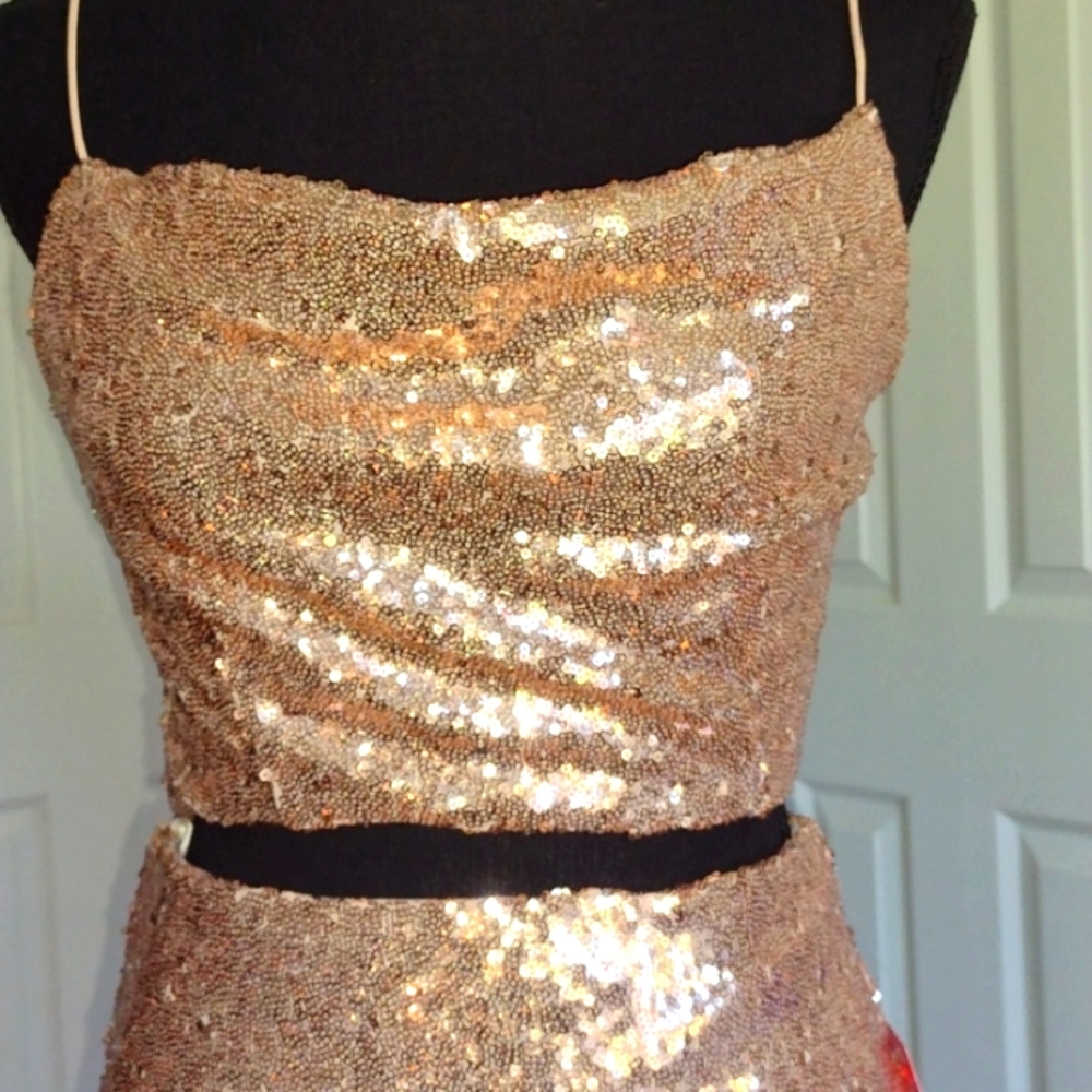 Two Piece Set - Picture 2 of 6